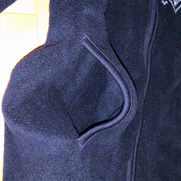 VEUC Uniqlo Full Zip Glacier Fleece Jacket / Sweater with Pattern - size 9/10 - Picture 8 of 16